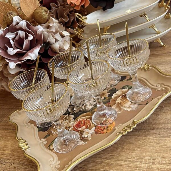 Service 6 pièces – Raffinement et charme pour vos moments gourmands !